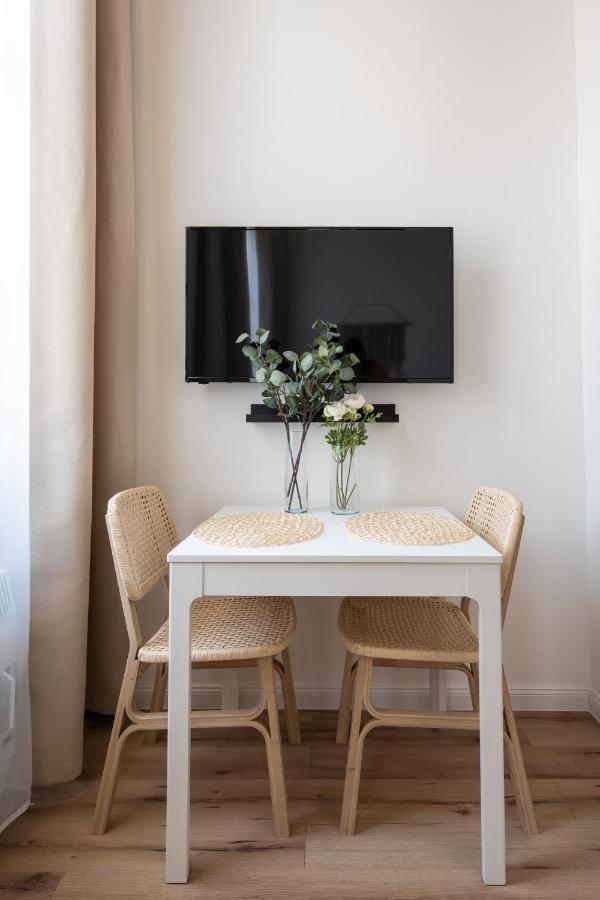 A62 - Akacfa Street Central Residence - Best Location By Bqa Budapeste Exterior foto